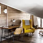 Les Trois Vallées, A Beaumier 4* Courchevel